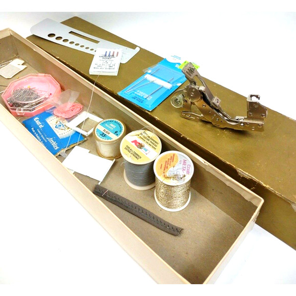 Lot Sewing Machine Parts Greist Ruffle Foot Machine Needles Thread + Much More - Picture 3 of 6